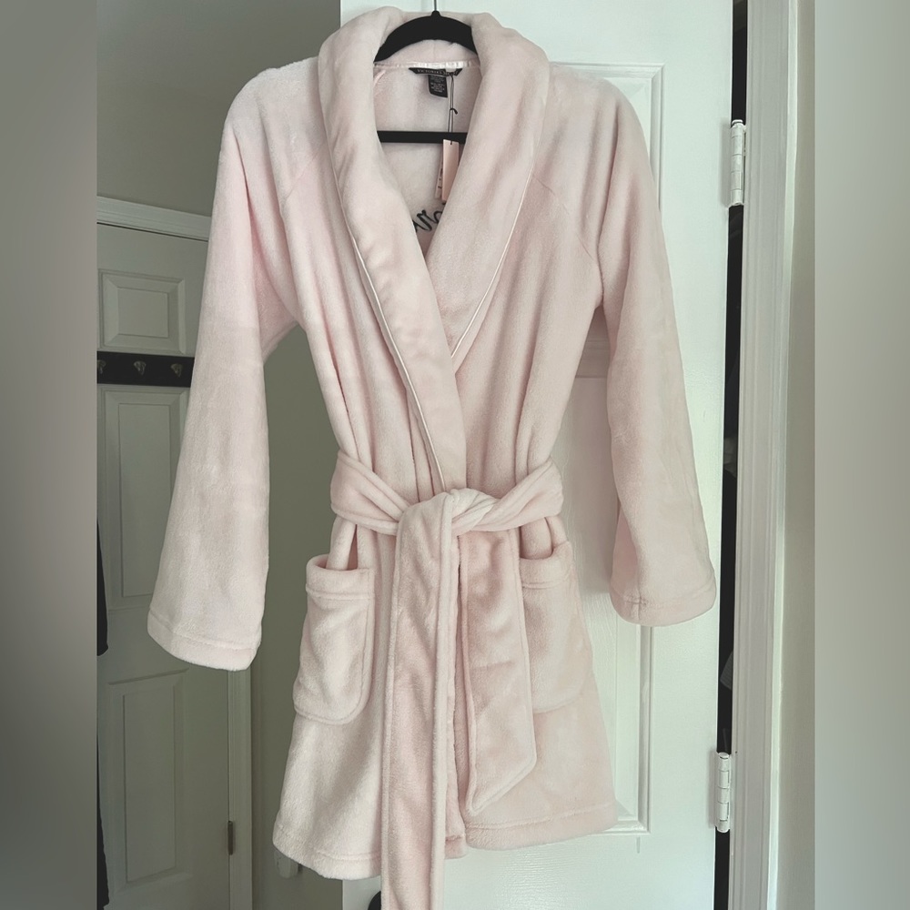 Victoria’s Secret New Robe with tags